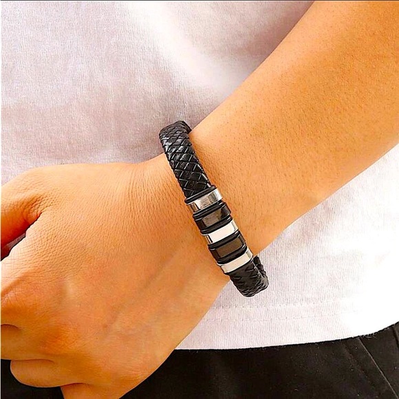 BLACK STAINLESS STEEL LEATHER BRACELET SILVER - Picture 2 of 2